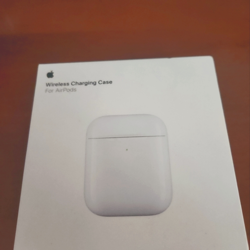 Apple Wireless Air Pod Charger (No Air Pods included)